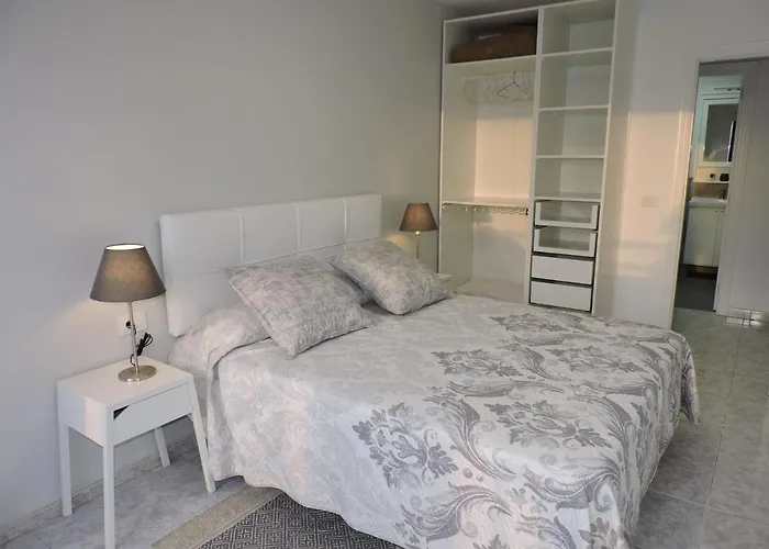 Casas Insel, Apartamentos En El Centro De Los Llanos