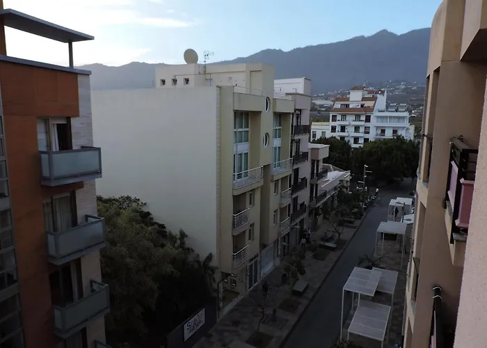 Casas Insel, Apartamentos En El Centro De Los Llanos
