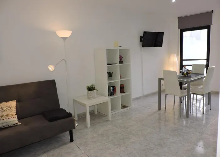 Casas Insel, Apartamentos En El Centro De Los Llanos